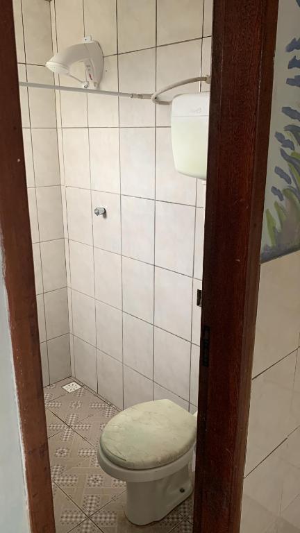 Ein Badezimmer in der Unterkunft Hostel Praia de Moçambique