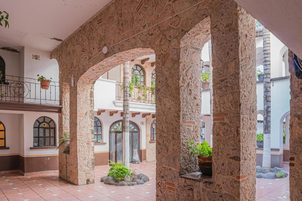Budova, kde se hotel nachází