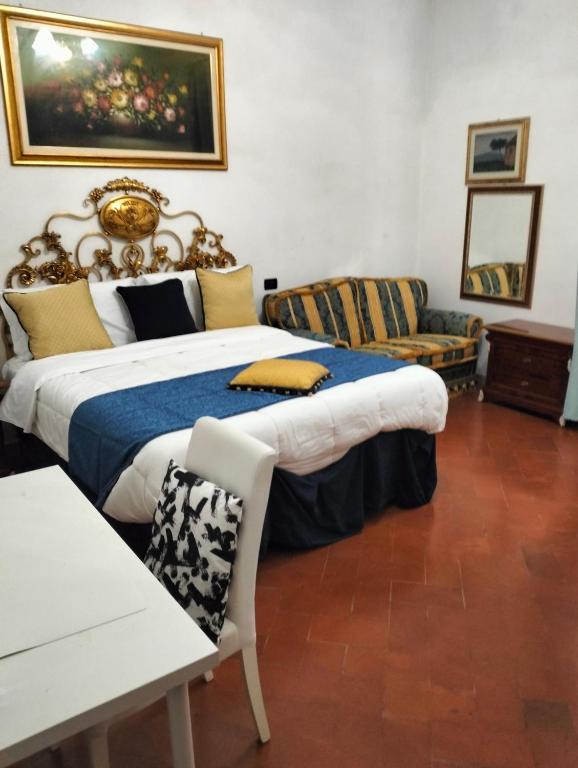Ένα ή περισσότερα κρεβάτια σε δωμάτιο στο PALACE COMFORT INN