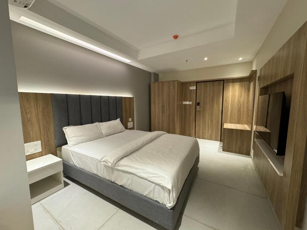 Postel nebo postele na pokoji v ubytování Hotel Devdeep Porvorim