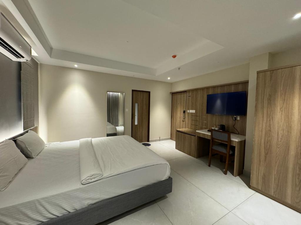 Postel nebo postele na pokoji v ubytování Hotel Devdeep Porvorim
