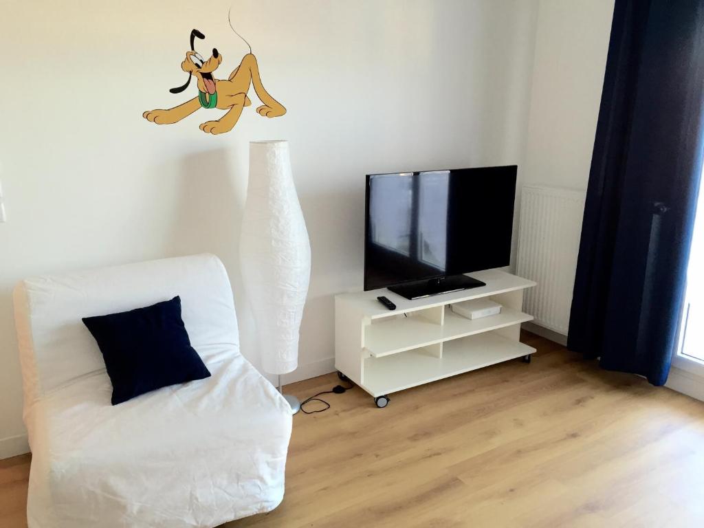 Μια τηλεόραση ή/και κέντρο ψυχαγωγίας στο Magic Apartments