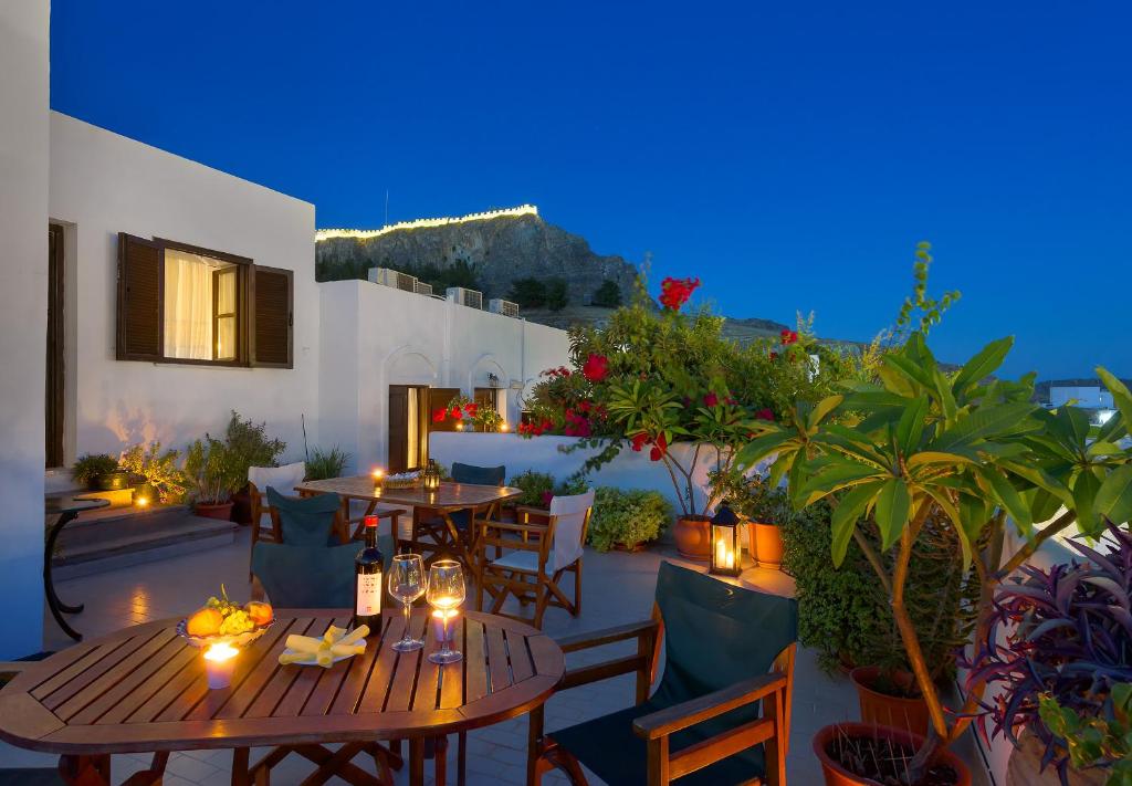 Erato Apartments - 15