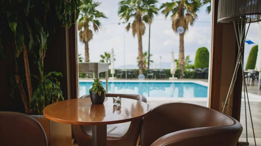 Bazén v ubytovaní Valis Resort Hotel alebo v jeho blízkosti