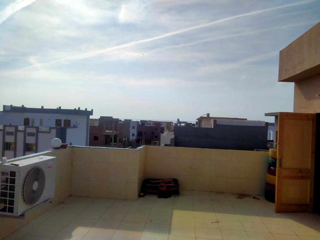 G g roof