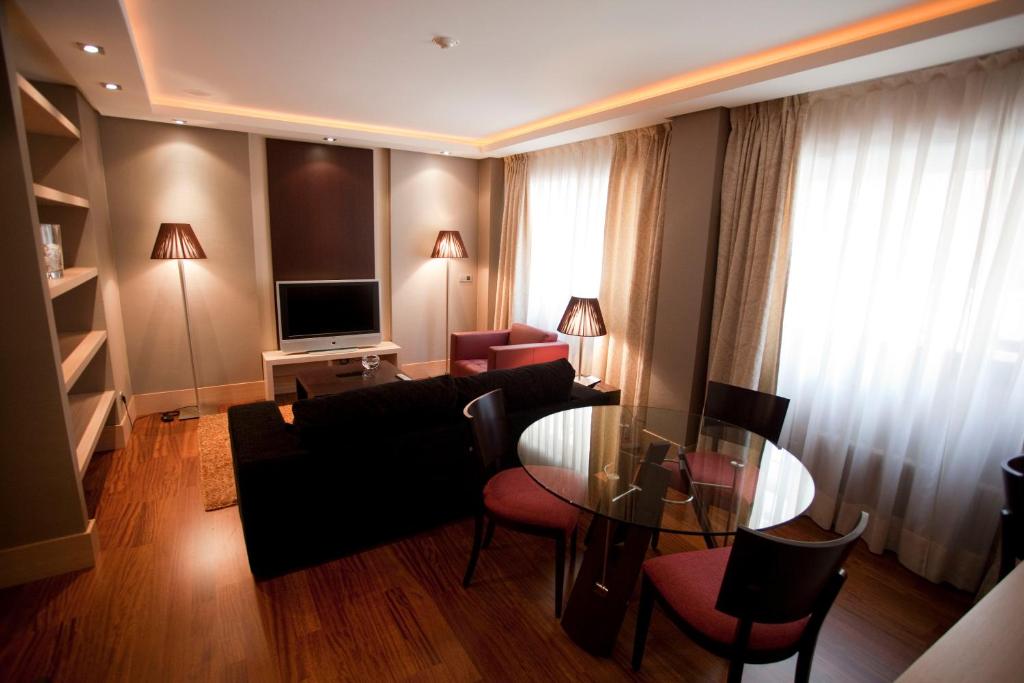 Posezení v ubytování Washington Parquesol Suites & Hotel