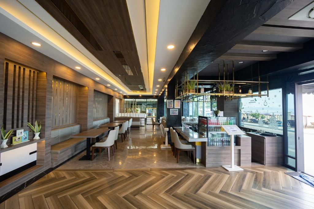 Seaside Jomtien Beach Pattaya - Resim 34