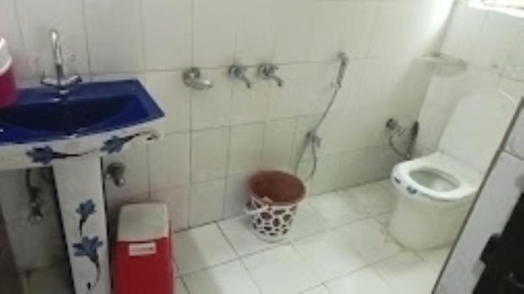 Kupaonica u objektu Fiza Guest House Pahalgam
