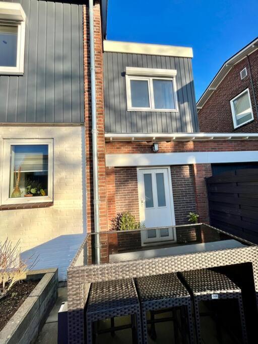 Het gebouw waarin het appartement zich bevindt