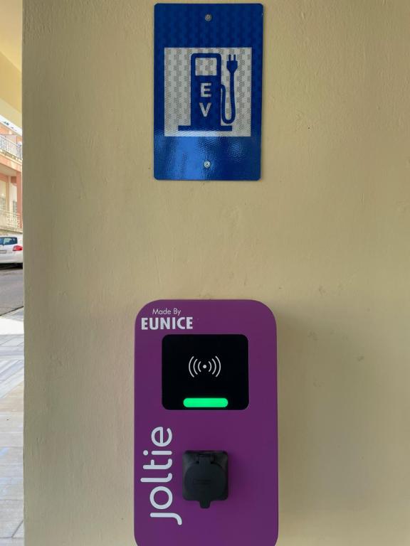 Certifikát, hodnocení, plakát nebo jiný dokument vystavený v ubytování Neda Hotel
