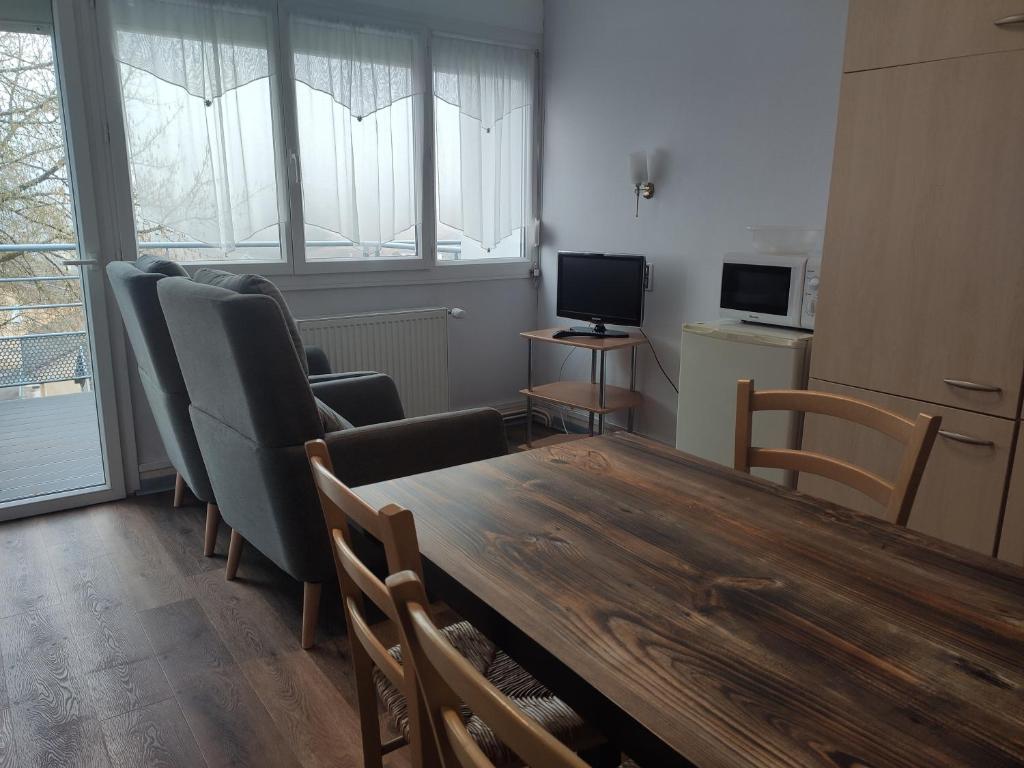 Le Panoramic - Apartment With Garden View