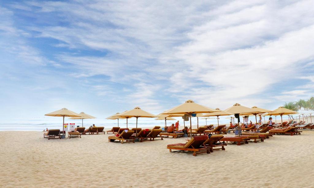 Oceanfront villa Nha Trang voucher