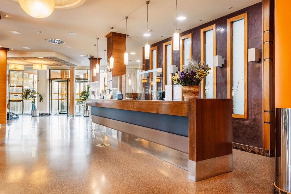 Vstupní hala nebo recepce v ubytování Hotel Monarque Costa Narejos