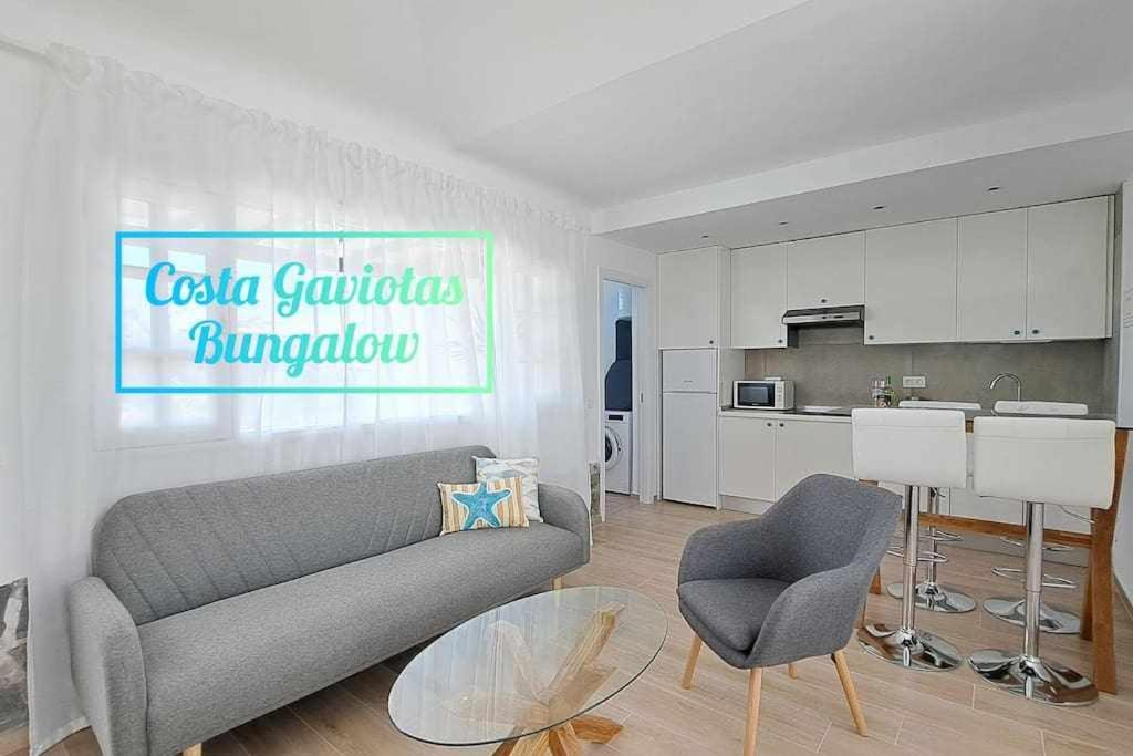 Η κουζίνα ή μικρή κουζίνα στο Costa Gaviotas Bungalow