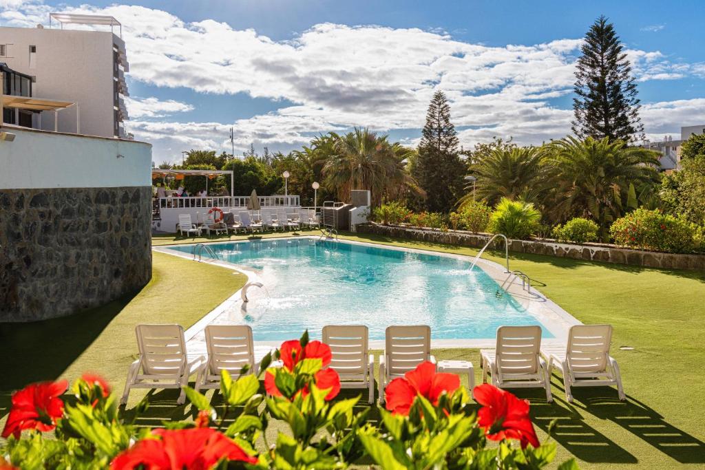 Bazén v ubytování Hotel New Folías nebo v jeho okolí