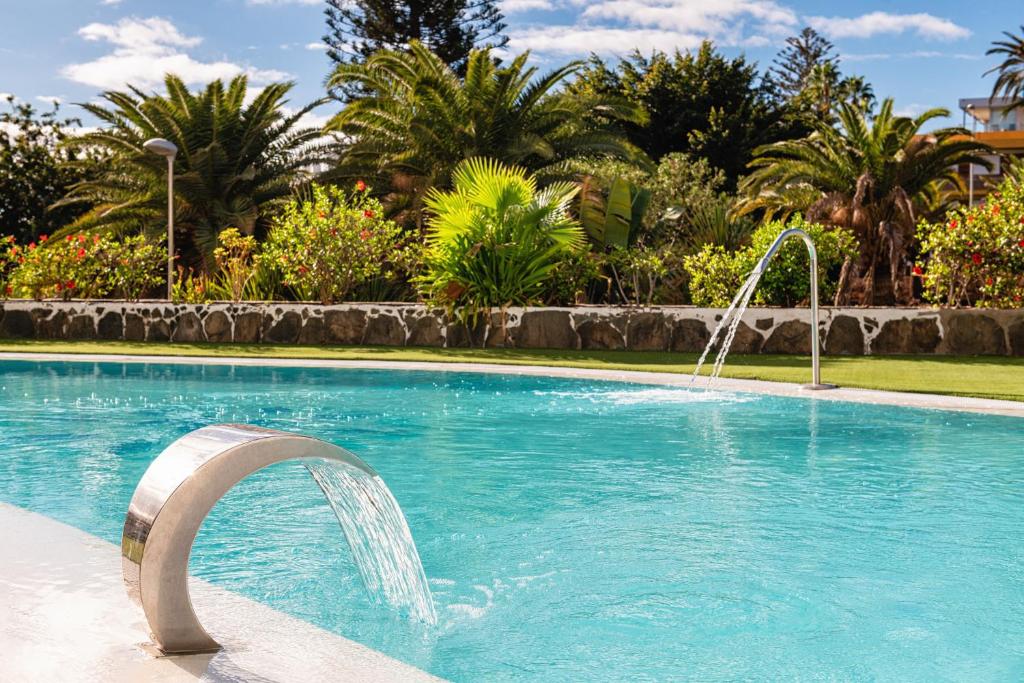 Bazén v ubytování Hotel New Folías nebo v jeho okolí