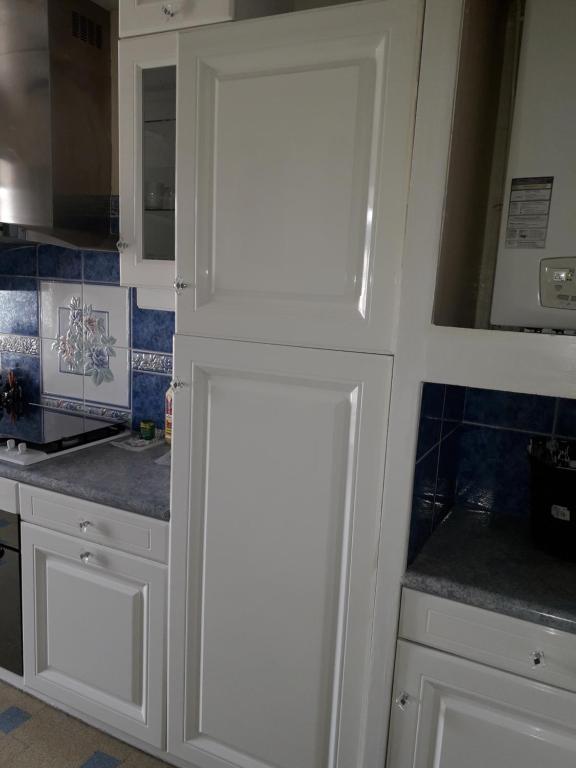 A cozinha ou cozinha compacta de Chambre B2 dans un appartement en colocation