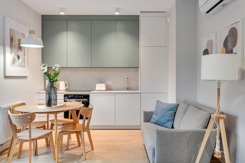 Scala Apartamenty by Moderna Profit- Łąkowa 60C - 1