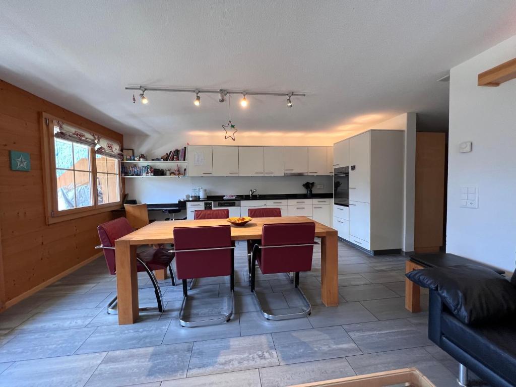 Kuchyň nebo kuchyňský kout v ubytování Chalet Bergrose 3