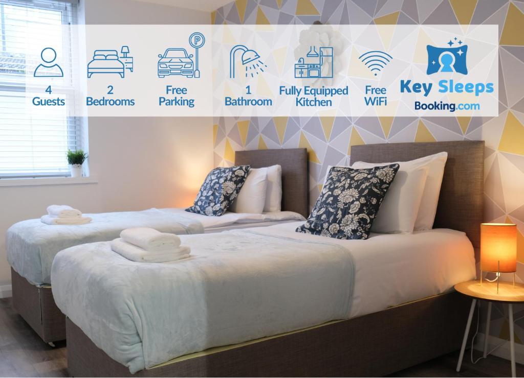 Postel nebo postele na pokoji v ubytování Bedford Town Centre & Elegant Apartment inc PRIVATE Parking