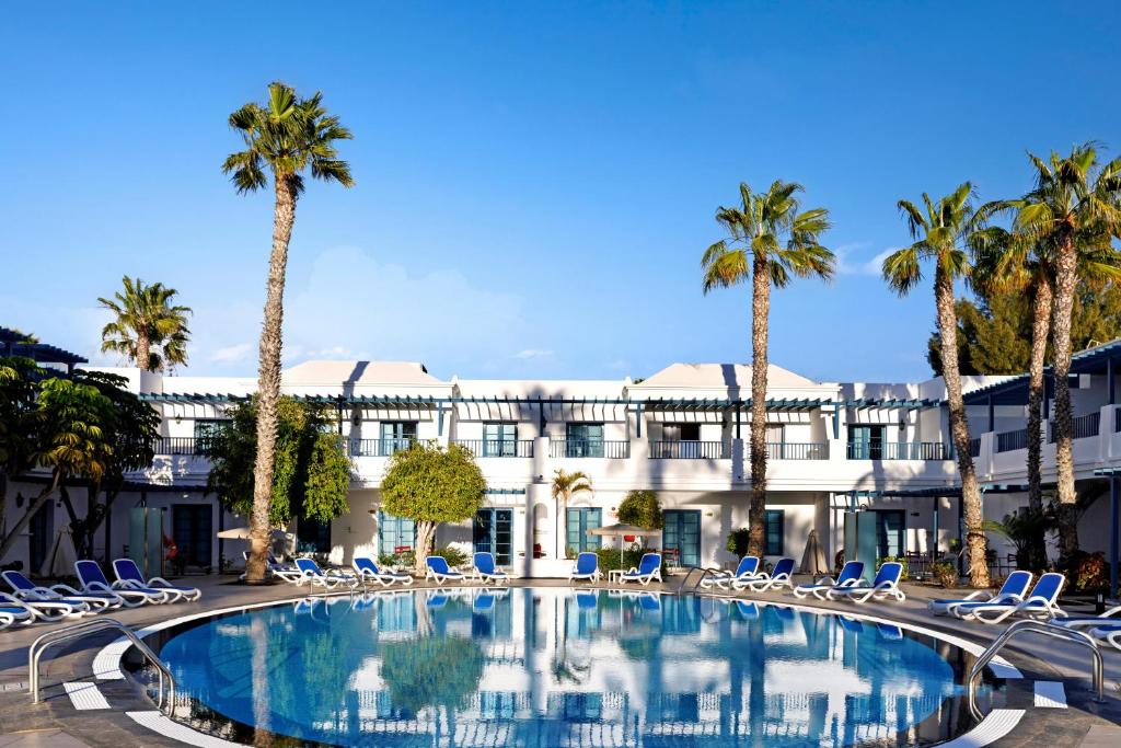 Bazén v ubytování THB Tropical Island nebo v jeho okolí