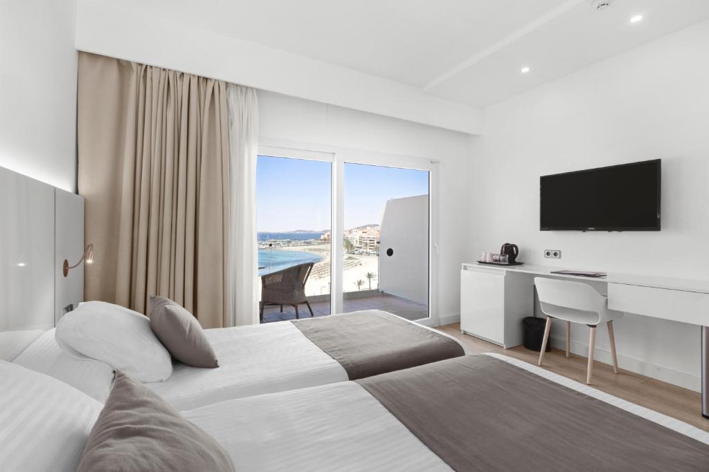 THB El Cid - Adults Only - Superior Twin Room