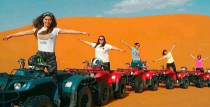 Ospiti di Merzouga Luxury Camp