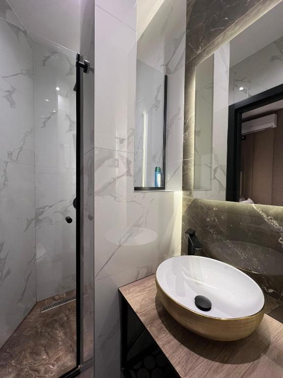 Sunshine apartments - Valjevo - Habitación Doble Con Baño