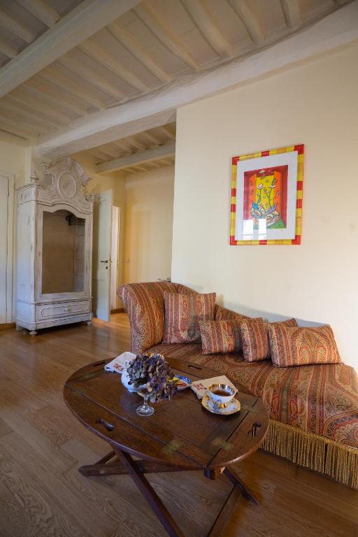 Posezení v ubytování Palazzo Rocchi - Residenza D'Epoca