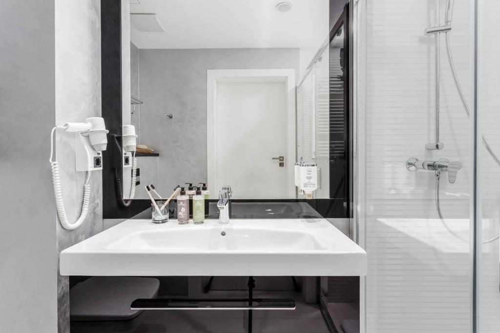 Deo Plaza Premium by Rent like home - Resim 30