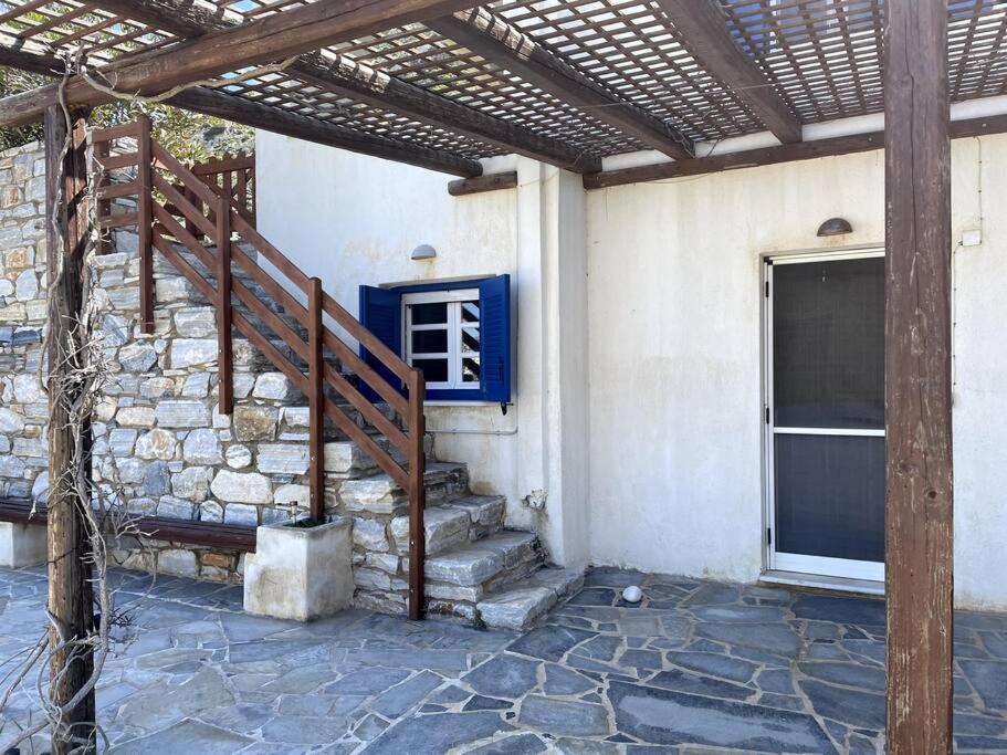 Fotografie z fotogalerie ubytování Ariadne's apartment - Apollonas v destinaci Apollon