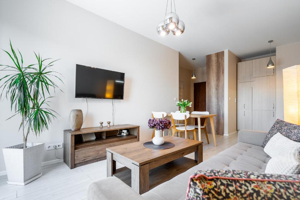 Apartamenty Tespis - Francuska Atal Park - 带有阳台的经济公寓。Francuska 88A/65