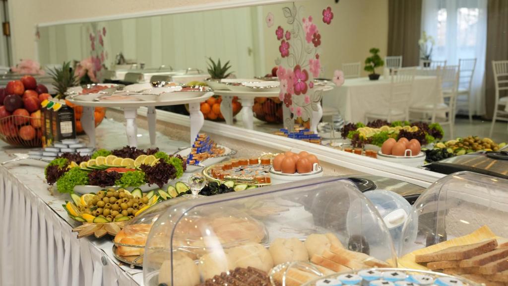 SN Hotel and Restaurant - Double Room With Balcony
