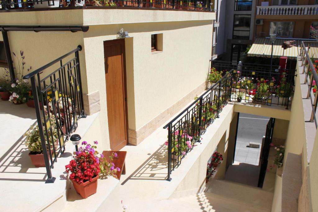Balkón nebo terasa v ubytování Radik Guest Rooms