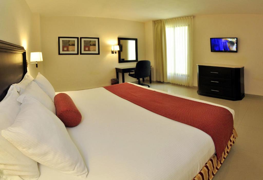 TV a/nebo společenská místnost v ubytování Hotel Lopez Campeche