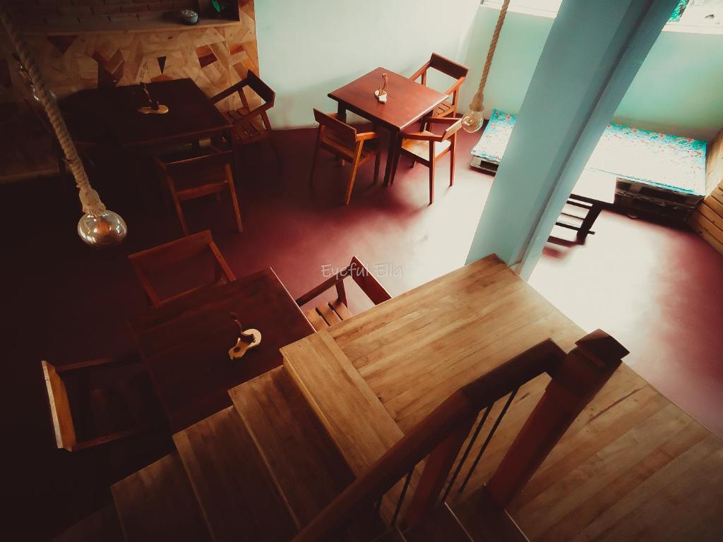 Posezení v ubytování Eyeful Ella Hostel