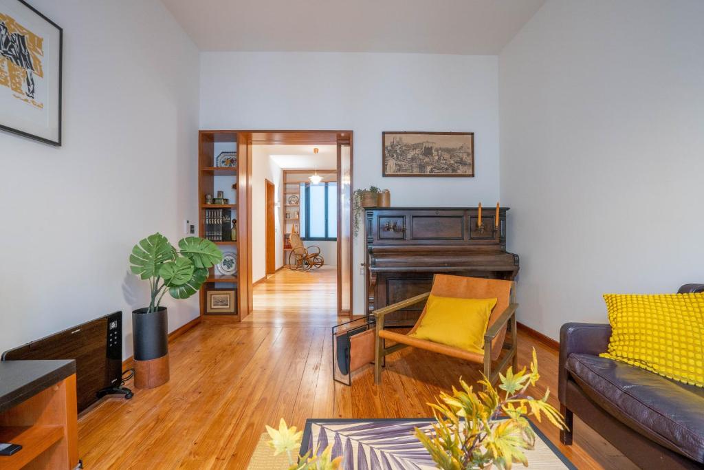 Posezení v ubytování Sublime Downtown Retreat by ELSA, 180m2