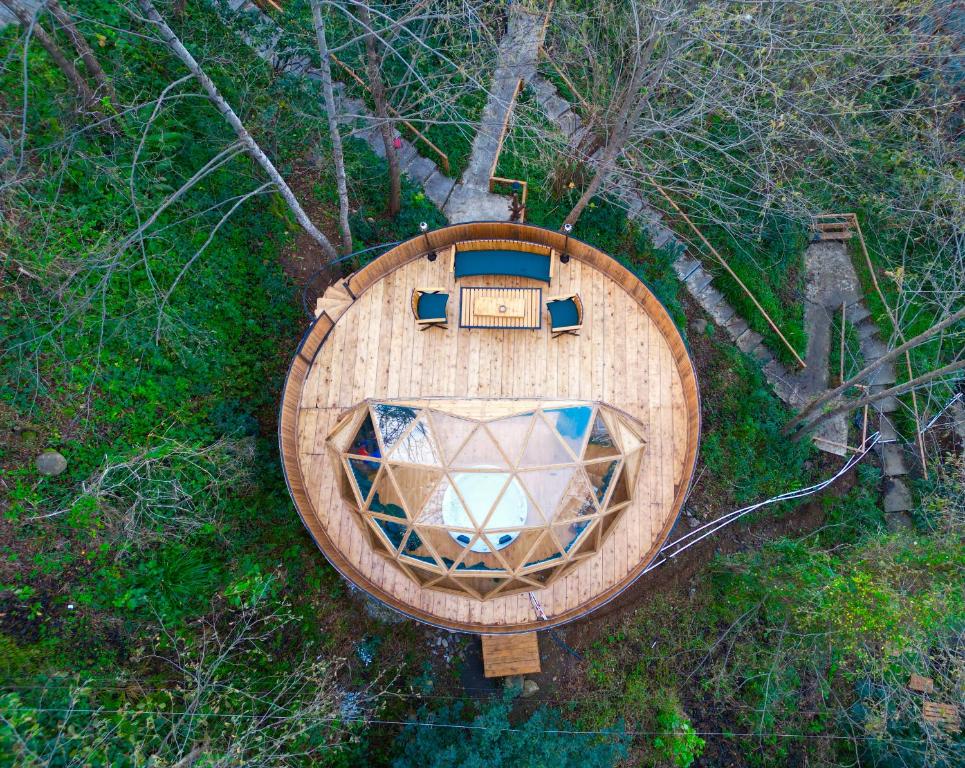 Zahrada ubytování Glamping Martini Kvariati