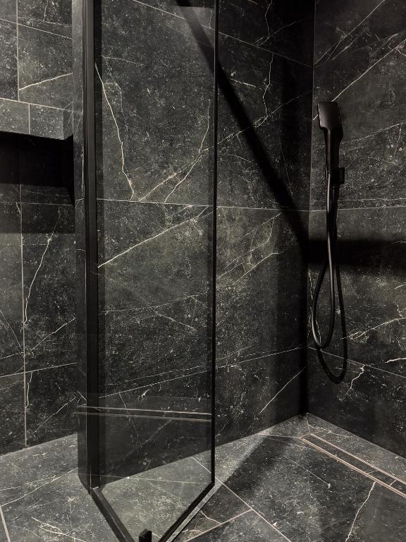 Kras-Resort Apartament 301 i 303 z widokiem na góry, prywatnym jacuzzi na tarasie i sauną - 16