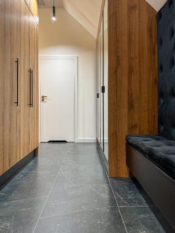 Kras-Resort Apartament 301 i 303 z widokiem na góry, prywatnym jacuzzi na tarasie i sauną - 11