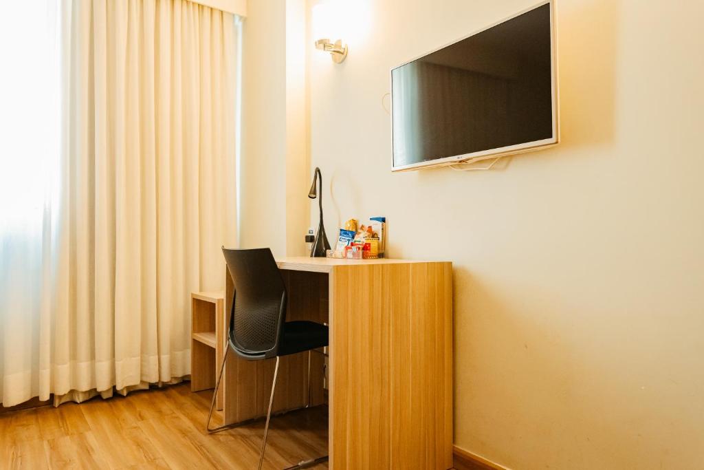 Days Inn by Wyndham Rio de Janeiro Lapa - Standard Triple Room