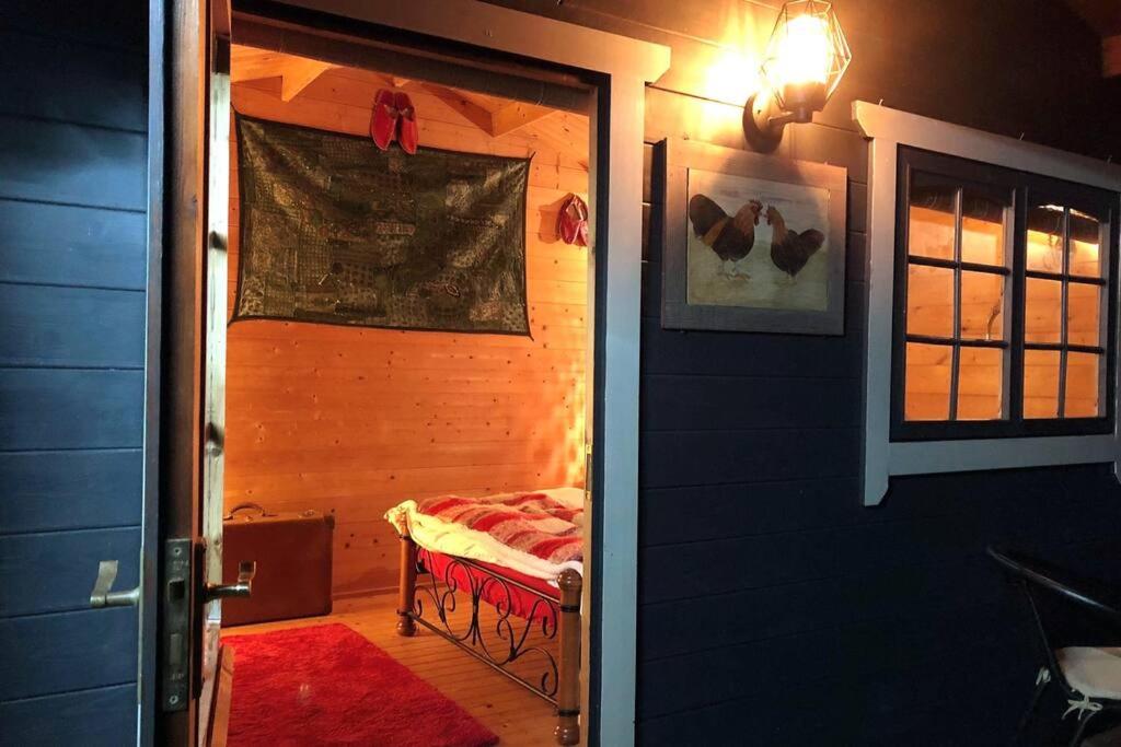 Fotografie z fotogalerie ubytování Unique Tiny House near 3 Peaks - The ZedShed v destinaci High Bentham