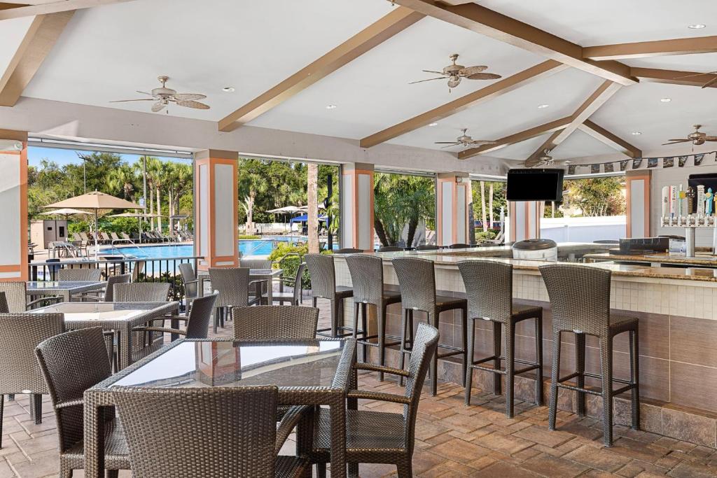 TV a/nebo společenská místnost v ubytování Sheraton Vistana Resort Villas, Lake Buena Vista Orlando