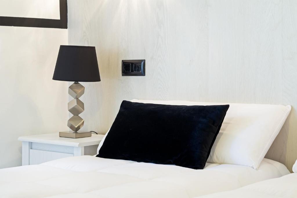 Gran Via 63 Rooms - Superior Double Room
