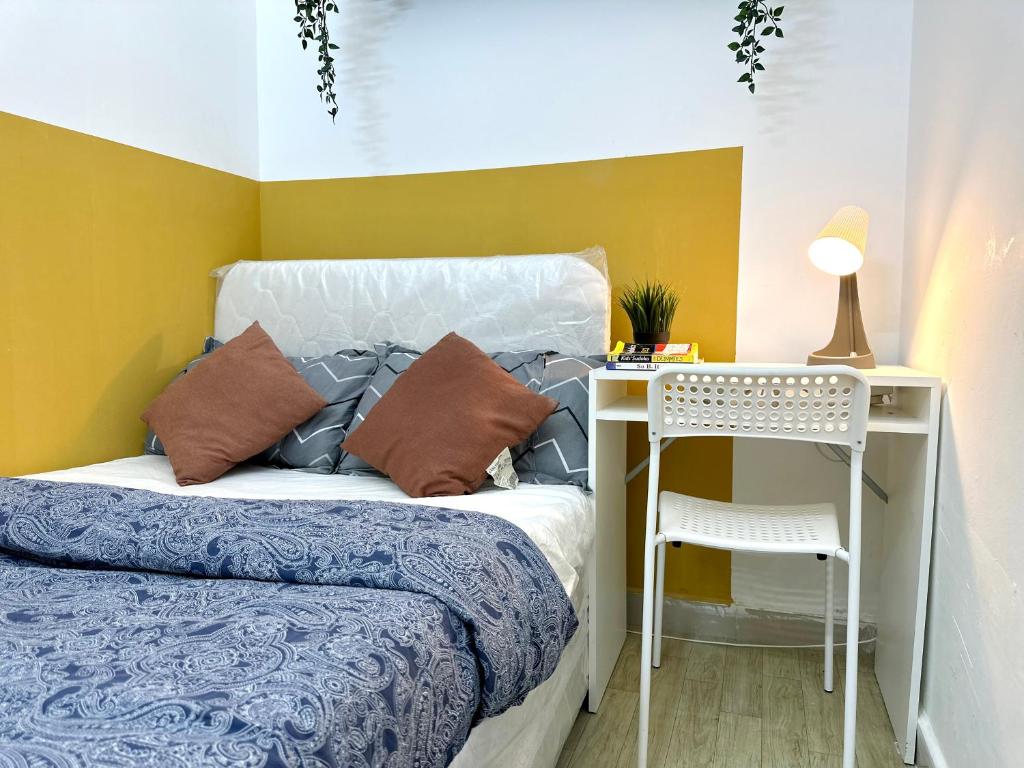 lavish Partition Room in Barsha Heights Near City Metro, Dubai