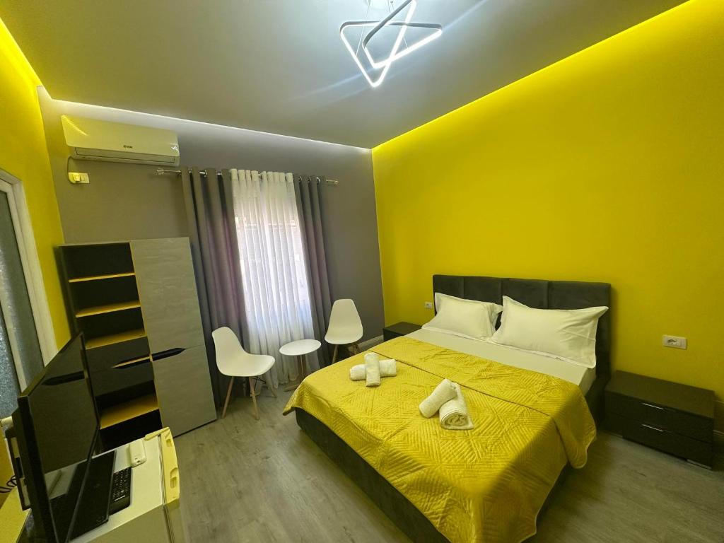 Algen Room's