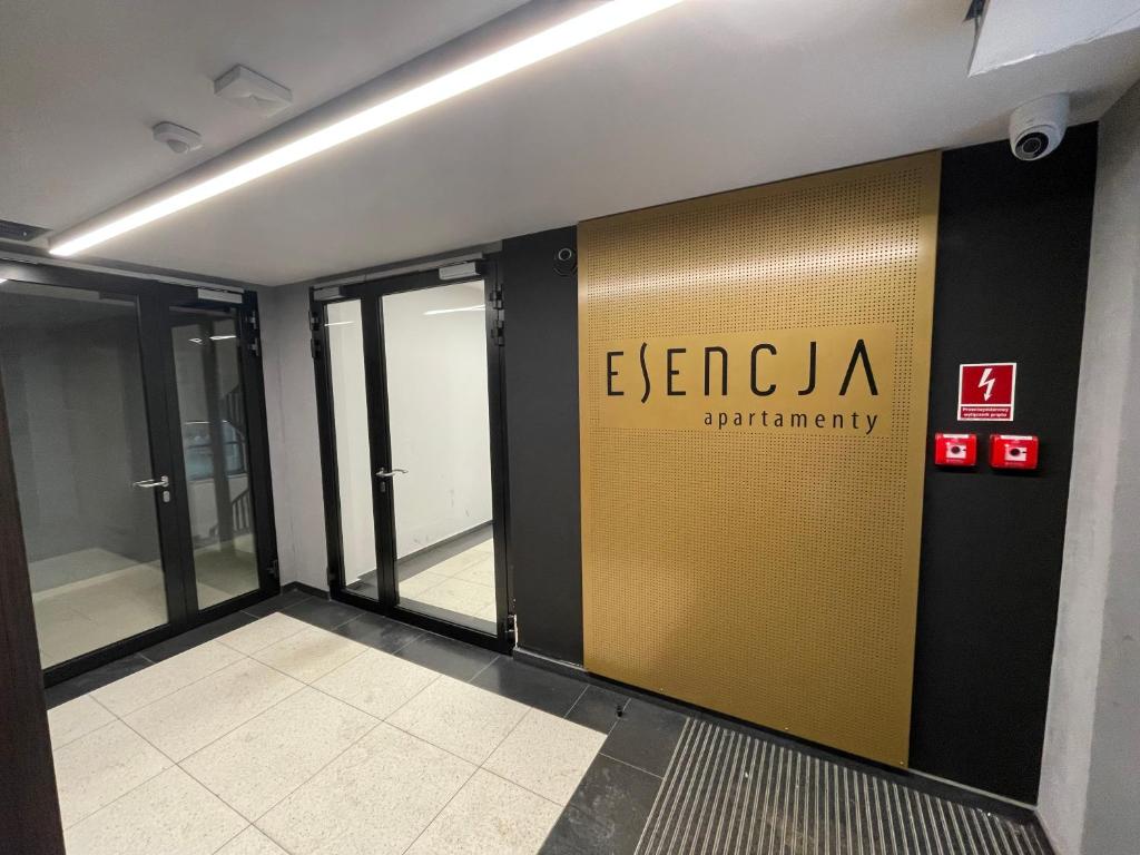 Essence Lux Apartment, free parking, self check-in 24h - 11