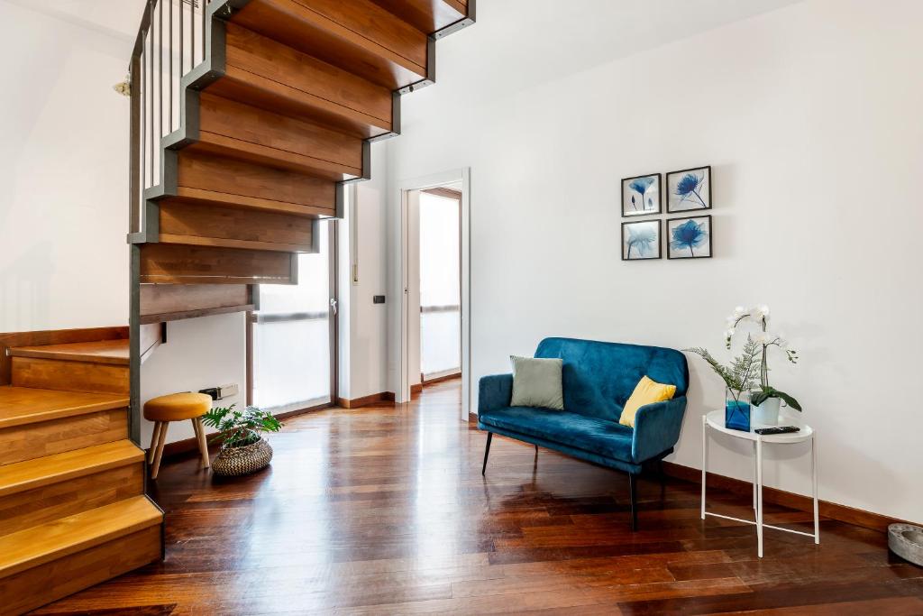 StayEasy Sesia5 - 4 Bedrooms Penthouse, 2 baths
