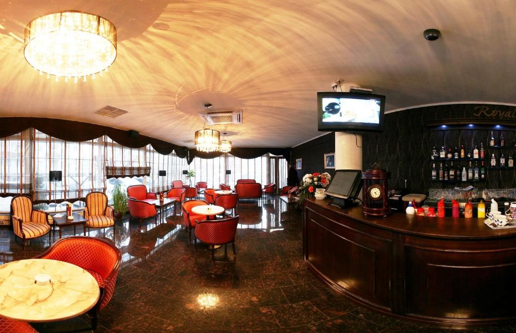 Lounge nebo bar v ubytování Hotel Premier
