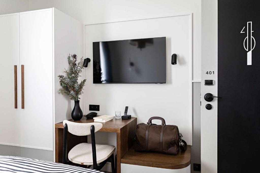 Best Western Premier The Blake Paris Gare Saint Lazare - Resim 17